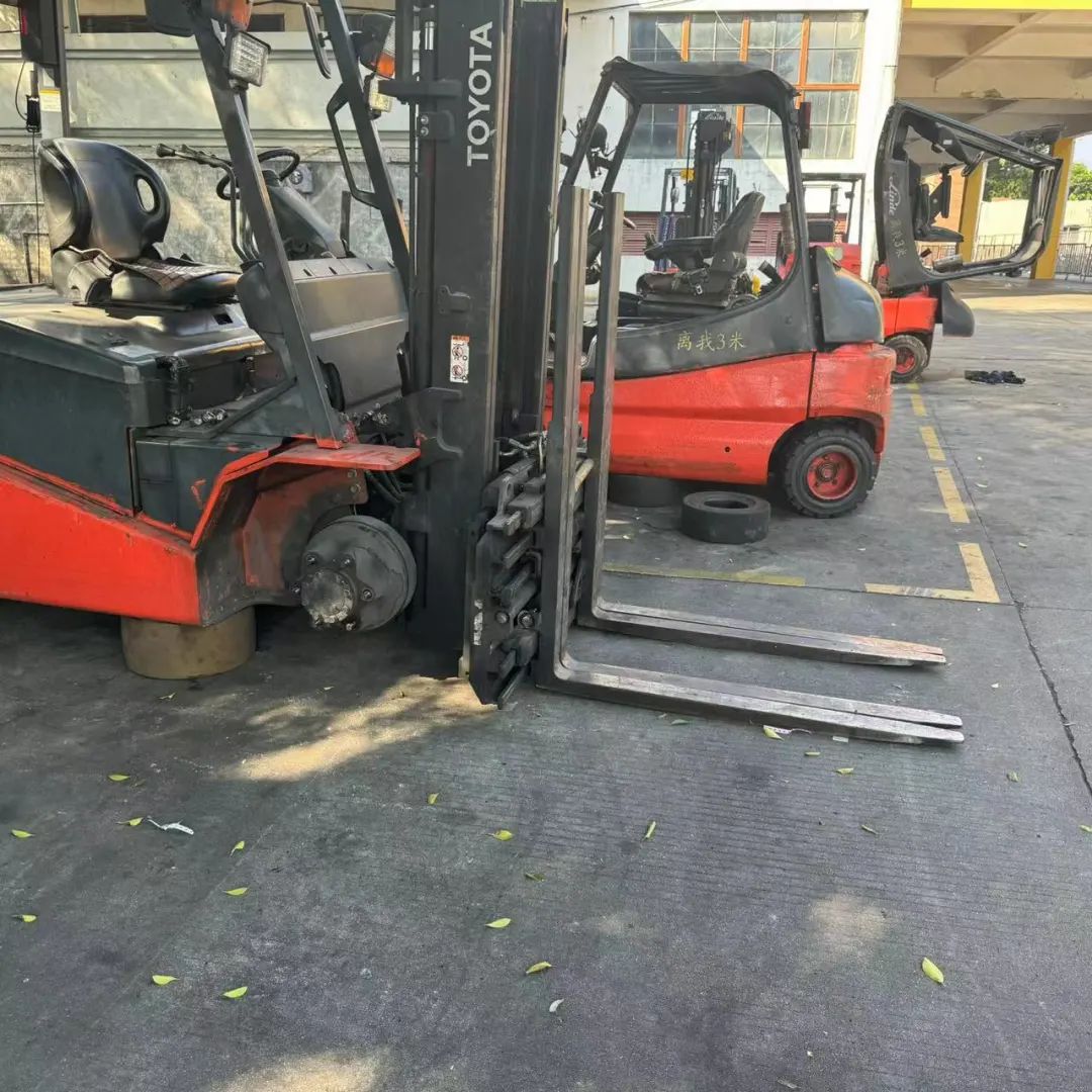 1719852744127068 1719852744127068